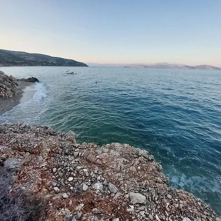 Lemoni - By The Sea With Swimming Pool And Amazing View Villa