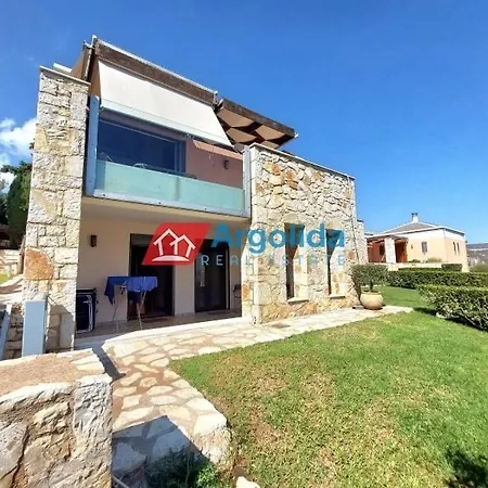Villa Lemoni - By The Sea With Swimming Pool And Amazing View *