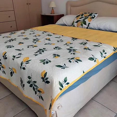 Villa Lemoni - By The Sea With Swimming Pool And Amazing View Xiropigado