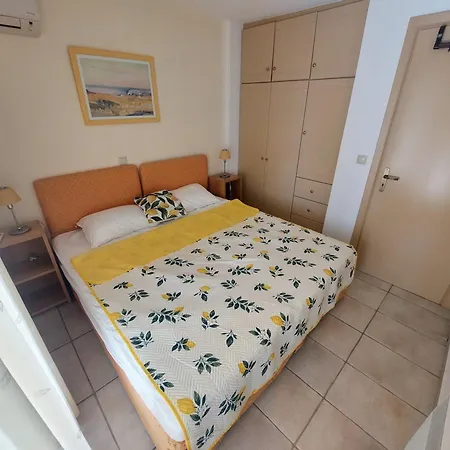 Villa Lemoni - By The Sea With Swimming Pool And Amazing View *