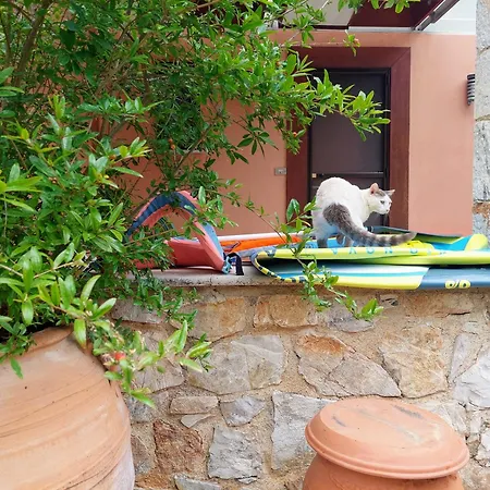Villa Lemoni - By The Sea With Swimming Pool And Amazing View *