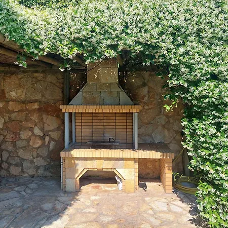 Villa Lemoni - By The Sea With Swimming Pool And Amazing View Xiropigado
