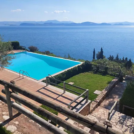Villa Lemoni - By The Sea With Swimming Pool And Amazing View