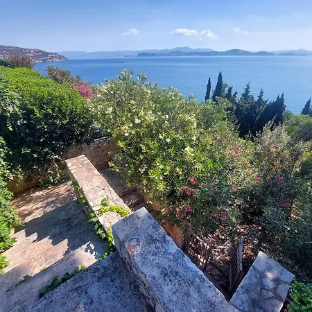 Villa Lemoni - By The Sea With Swimming Pool And Amazing View Xiropigado