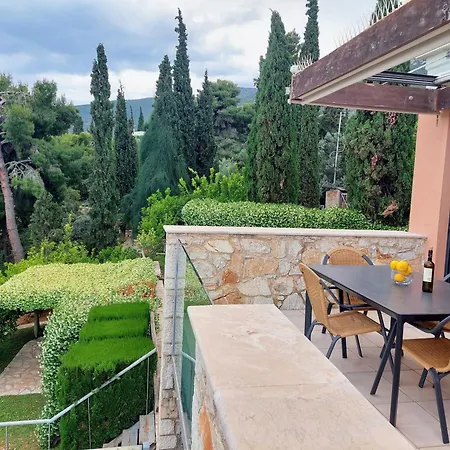 Villa Lemoni - By The Sea With Swimming Pool And Amazing View