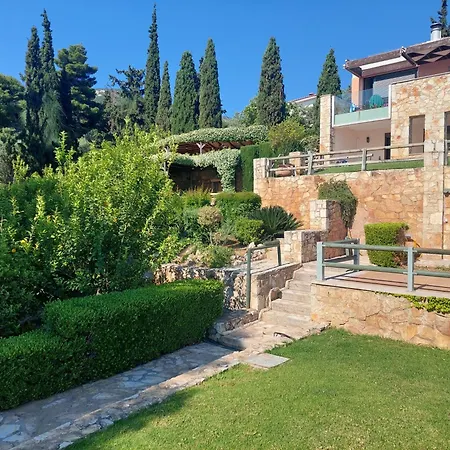 Villa Lemoni - By The Sea With Swimming Pool And Amazing View *